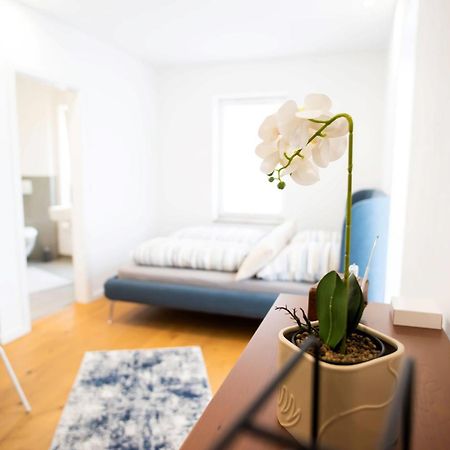 Zentral Gelegenes Apartment Аугсбург Экстерьер фото